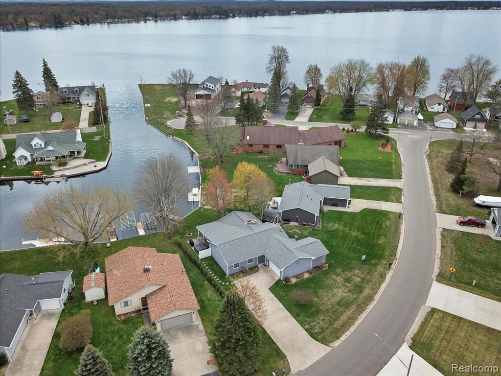 131 Bryan J Drive, Houghton Lake, MI 48629 — Photo 47