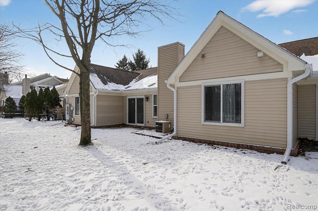 6456 Pembrook Drive, Westland, MI — Photo 35