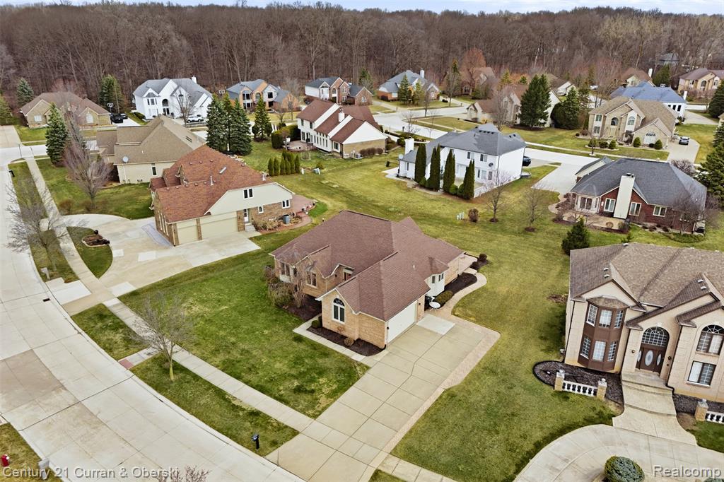 43612 Hoptree Drive, Sterling Heights, MI 48314 — Photo 46