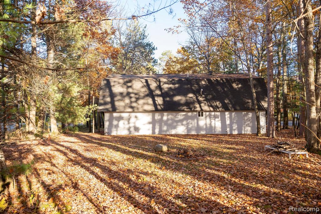 9887 W HIGGINS LAKE Drive, Roscommon, MI 48653 — Photo 13
