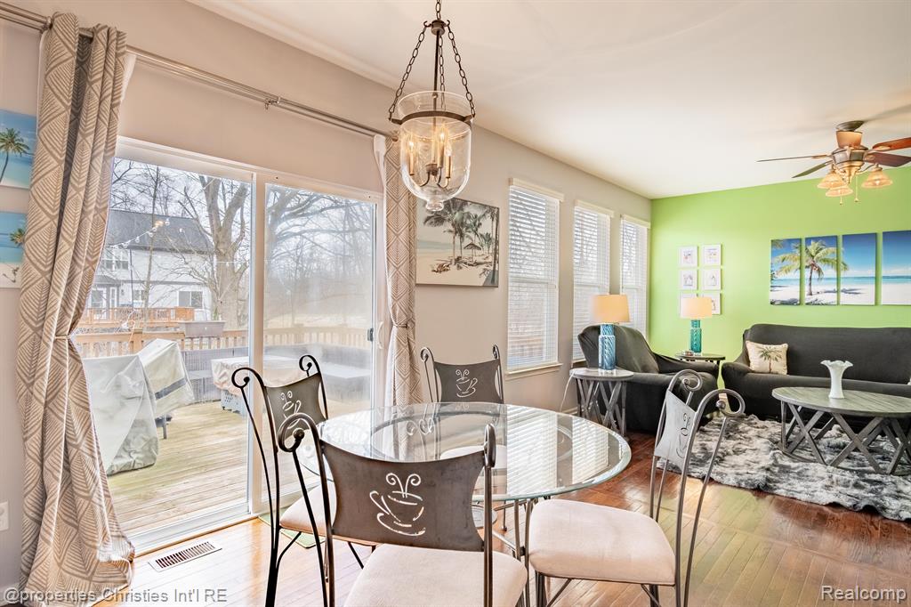 5946 OAK BEND Court, Howell, MI 48843 — Photo 16