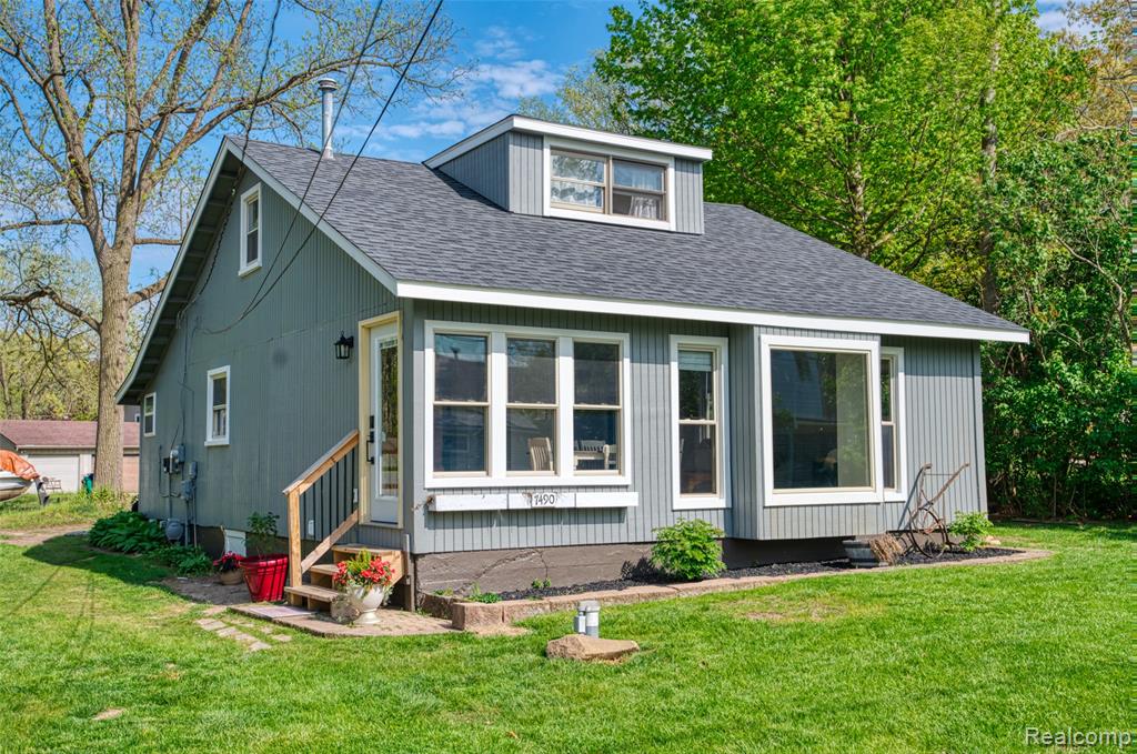 7490 Noahs Landing, Gregory, MI 48137 — Photo 43