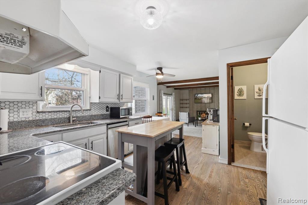 519 N MANITOU Avenue, Clawson, MI — Photo 14