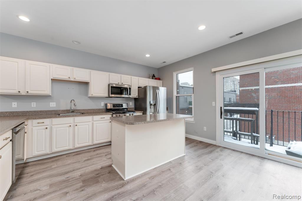 7609 Woodward Avenue, Detroit, MI 48202 — Photo 5
