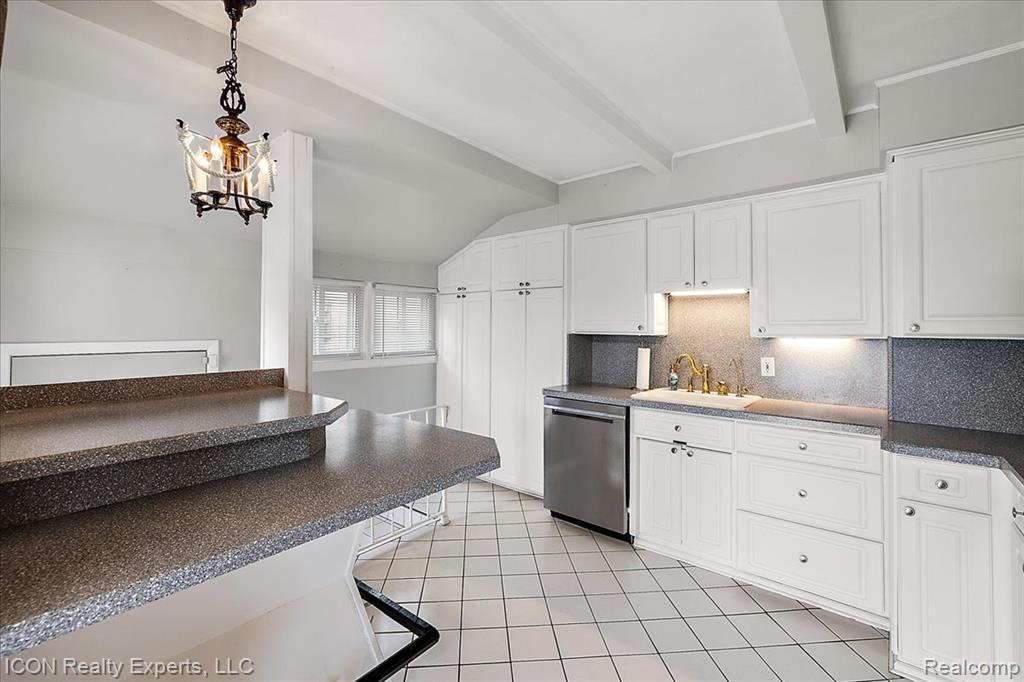 8569 COOLEY BEACH Drive, White Lake, MI — Photo 40