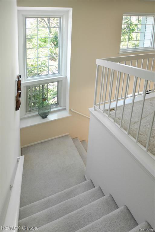 587 Winwood Circle, 20, Walled Lake, MI 48390 — Photo 6