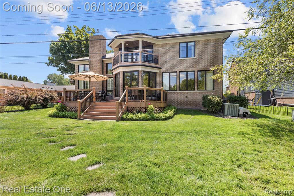2428 Pine Lake Road, West Bloomfield, MI 48324 — Photo 16
