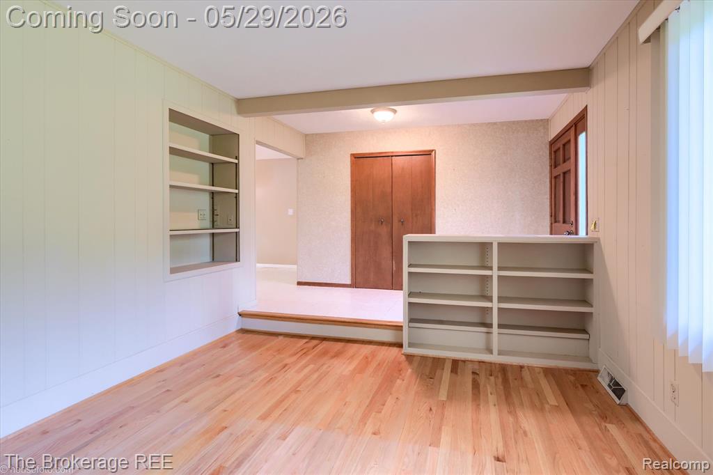 6933 Hubbard Hills Drive, Clarkston, MI 48348 — Photo 16