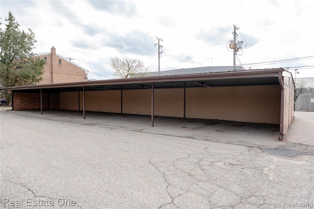 801 W Long Lake Road, 4, Bloomfield Hills, MI 48302 — Photo 22
