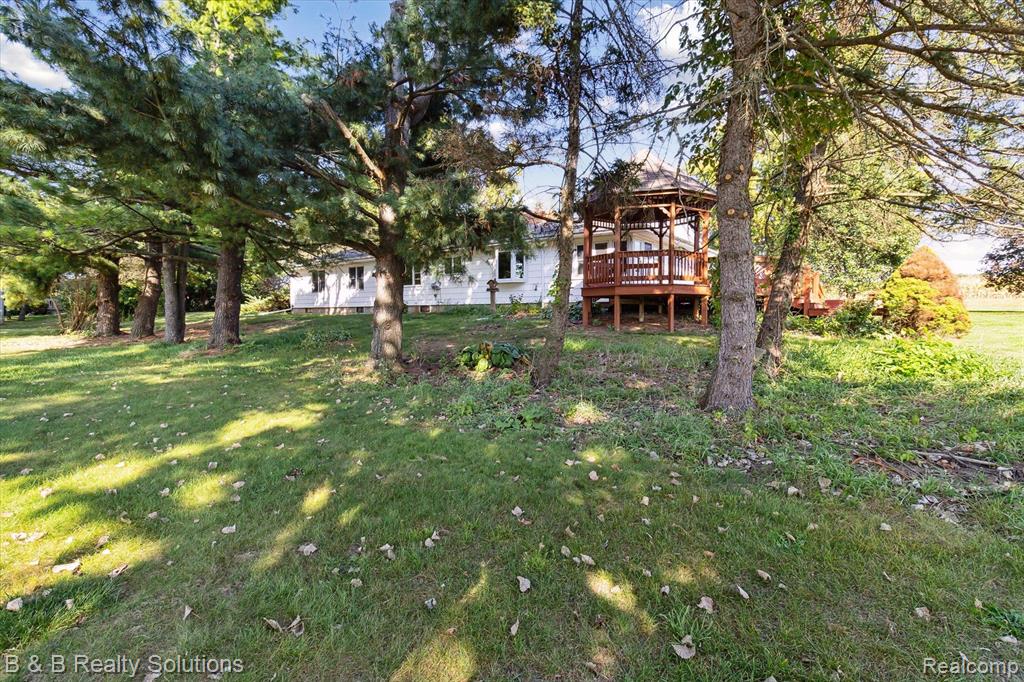 5225 LAKE PLEASANT Road, North Branch, MI 48461 — Photo 44