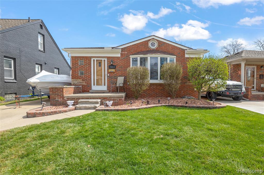 7213 Cortland Avenue, Allen Park, MI 48101 — Photo 2