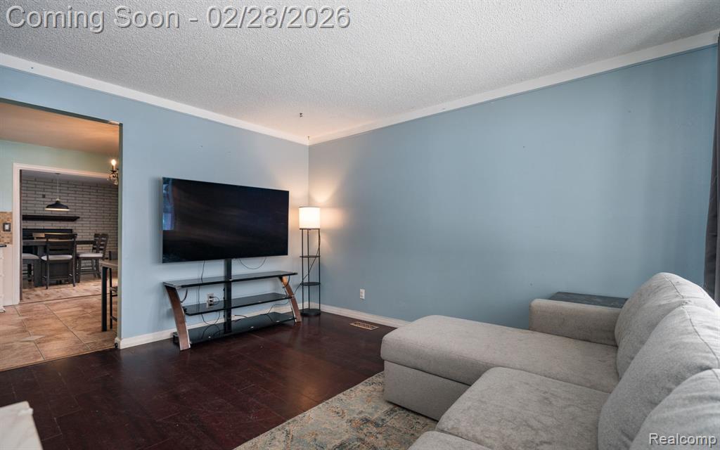 5737 Shetland Way, Waterford, MI 48327 — Photo 2