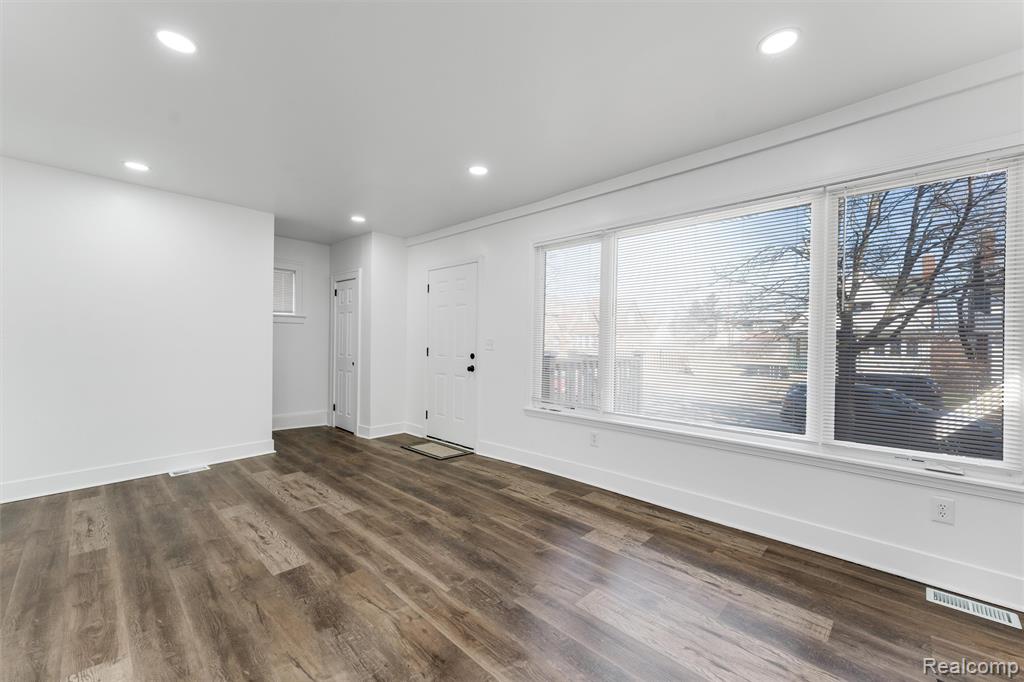 14029 Sussex Street, Detroit, MI 48227 — Photo 2