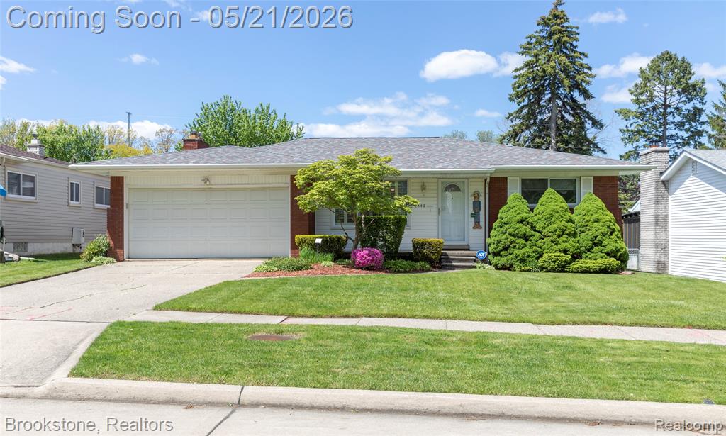 2445 Liverpool, Auburn Hills, MI 48326 — Photo 4