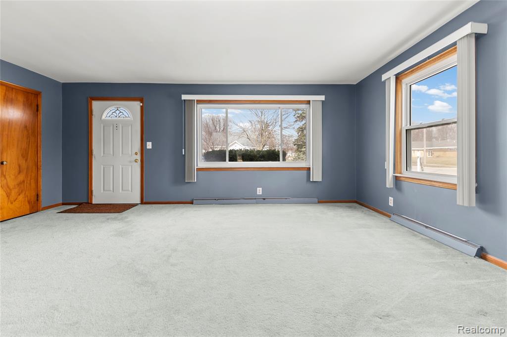 684 Greylock Street, Belleville, MI 48111 — Photo 12