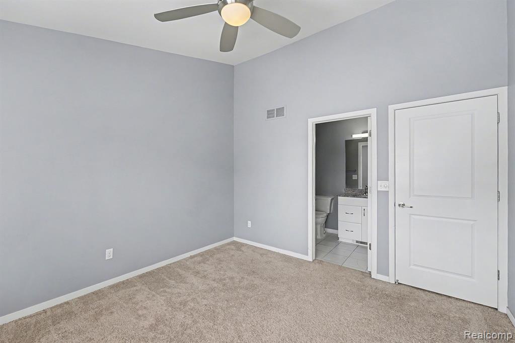 273 E PALMER Street, 3, Detroit, MI 48202 — Photo 32
