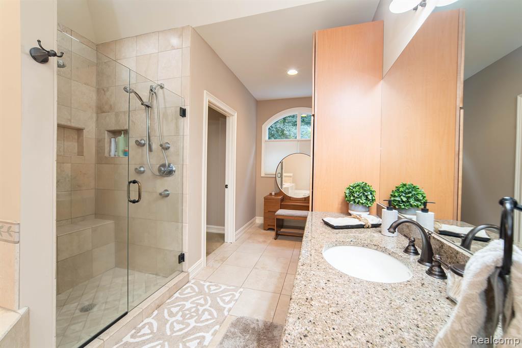 8307 Granite Court, Dexter, MI 48130 — Photo 17