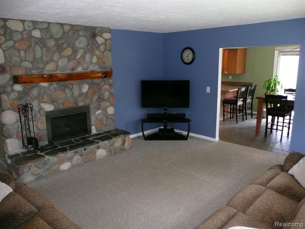 831 DEL SHER Drive, Brighton, MI 48114 — Photo 25