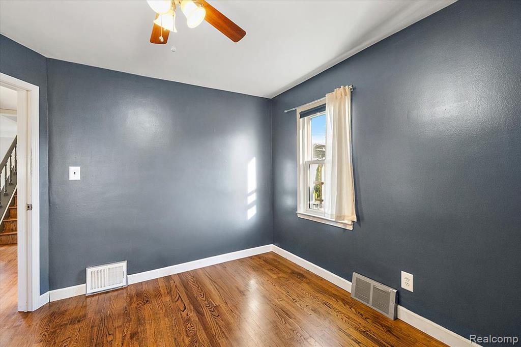 515 S Webik Avenue, Clawson, MI — Photo 24