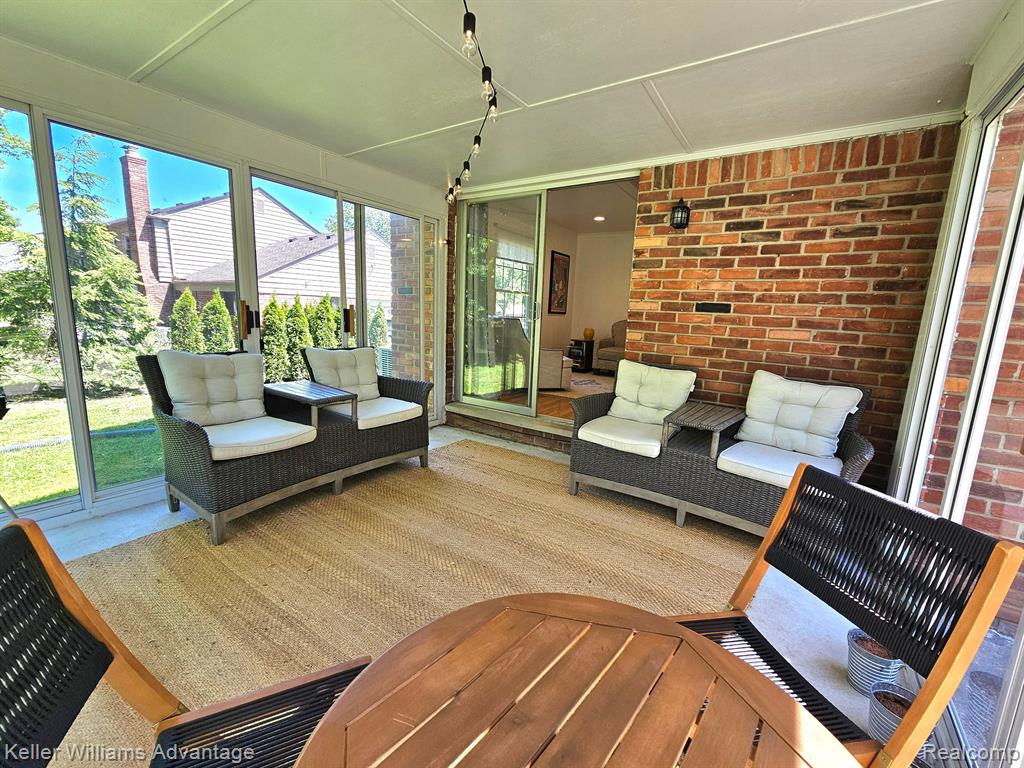 5962 TROTTER Lane, West Bloomfield, MI — Photo 37