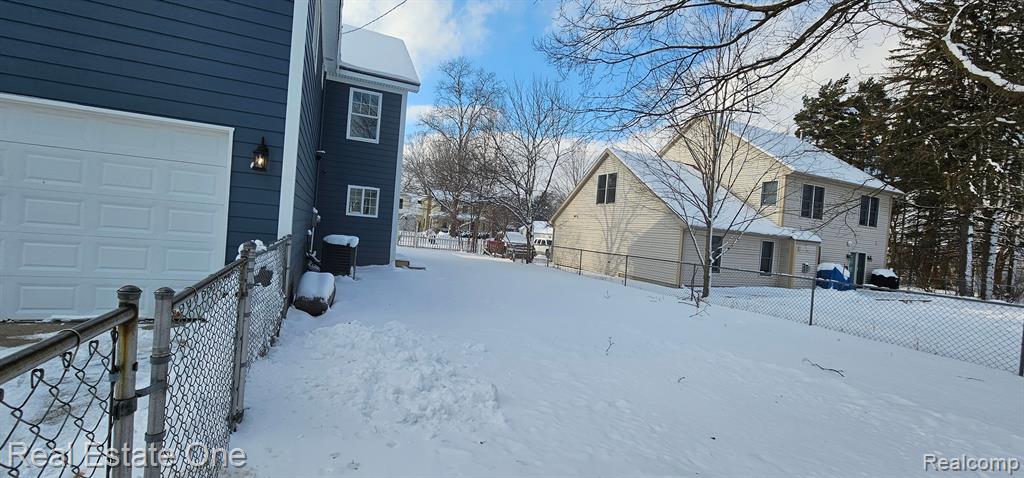 433 S MAIN Street, Milford, MI 48381 — Photo 33