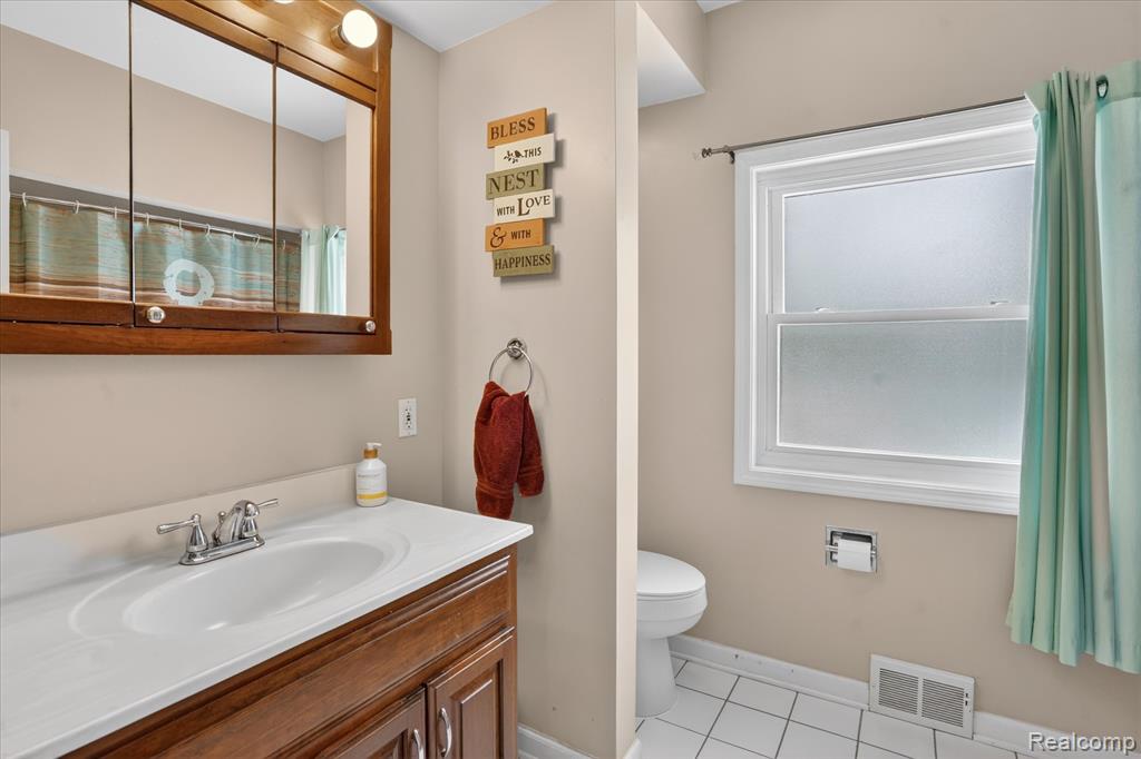 175 Templar Avenue, Pinckney, MI 48169 — Photo 36