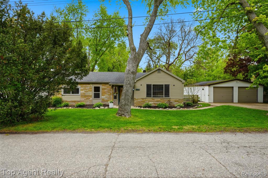 7048 Lapham, Waterford, MI 48329 — Photo 3