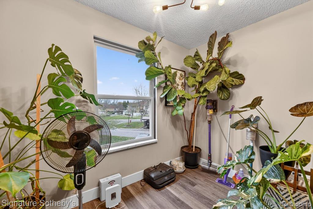 61031 Greenwood Drive, South Lyon, MI 48178 — Photo 13