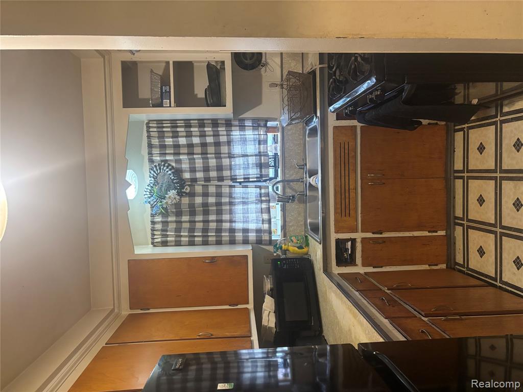 17305 Northrop Street, Detroit, MI 48219 — Photo 19