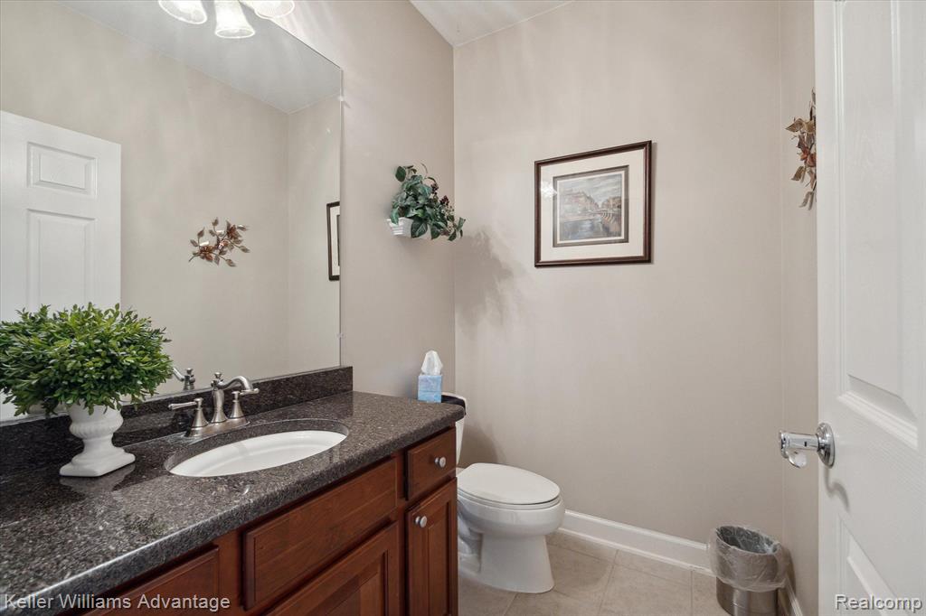 49199 RAINBOW Lane S, Northville, MI 48168 — Photo 17