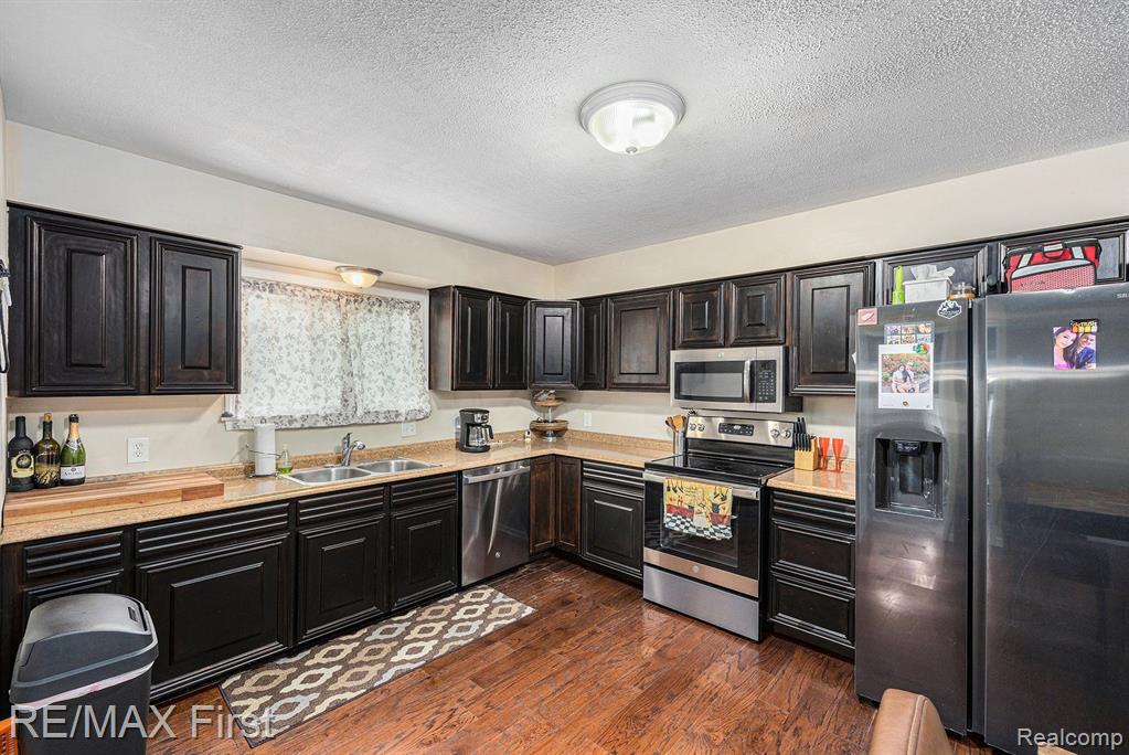 4010 PARKER Road, Fort Gratiot, MI 48059 — Photo 15