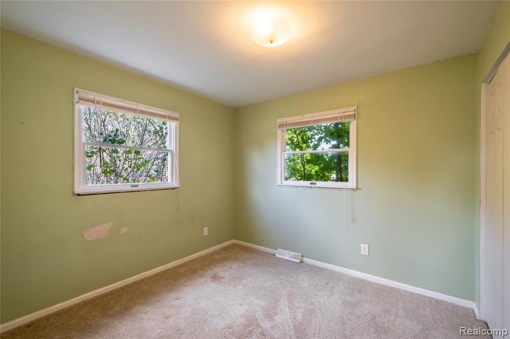 9187 Nichols Road, Gaines Vlg, MI 48436 — Photo 10