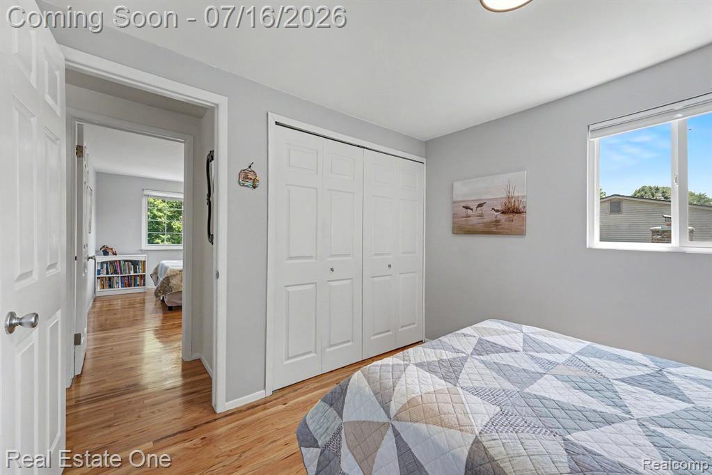 4255 Greensboro Drive, Troy, MI 48085 — Photo 16