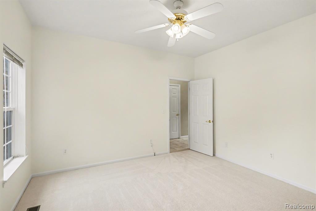 2853 Rubbins Road, Howell, MI 48843 — Photo 15