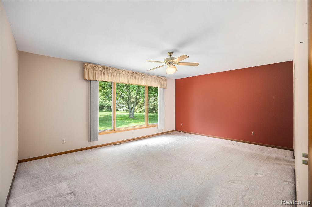 8477 Ranch Estates Road, Clarkston, MI 48348 — Photo 14