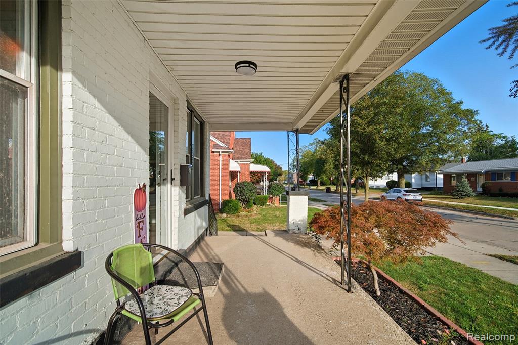 7335 Gronow, Center Line, MI 48015 — Photo 7