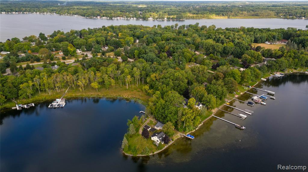 9620 Base Lake Rd, Pinckney, MI 48169 — Photo 18