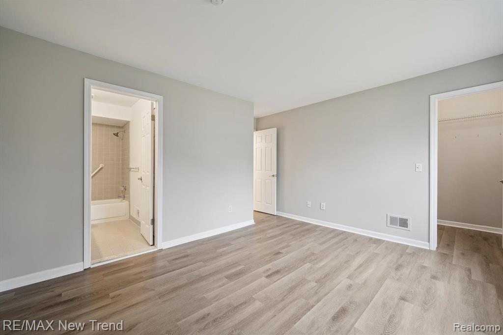 6641 HEARTHSIDE Court, West Bloomfield, MI — Photo 18