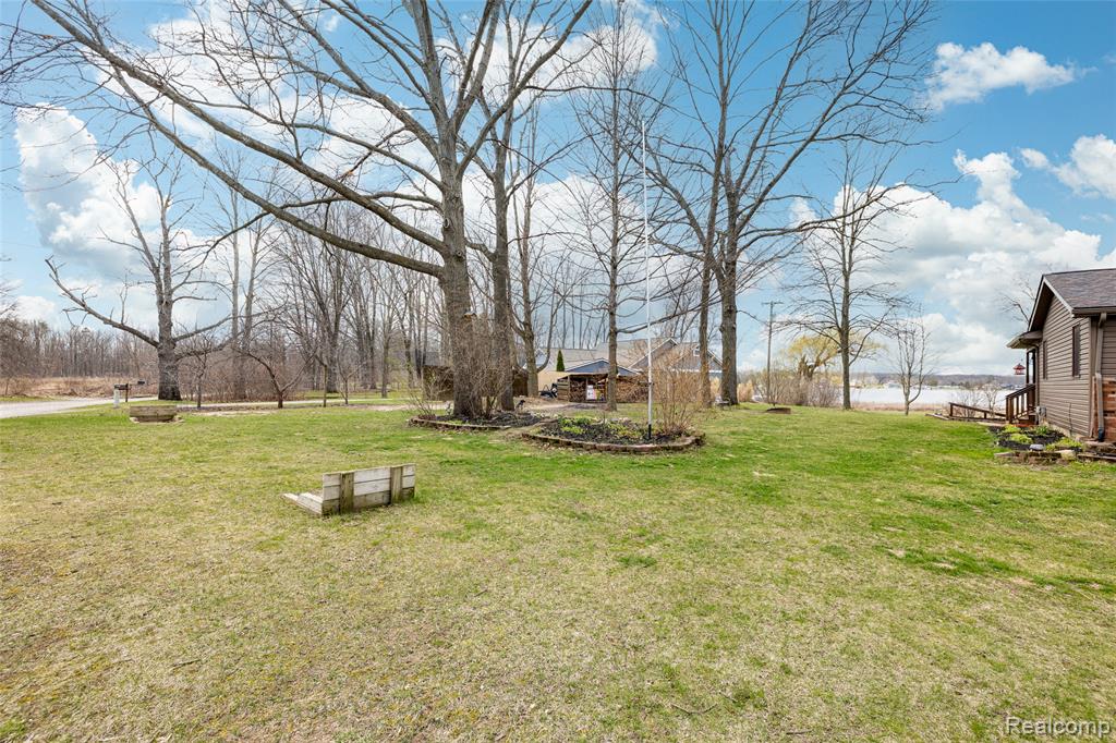 4609 Parker Drive, Howell, MI 48843 — Photo 37