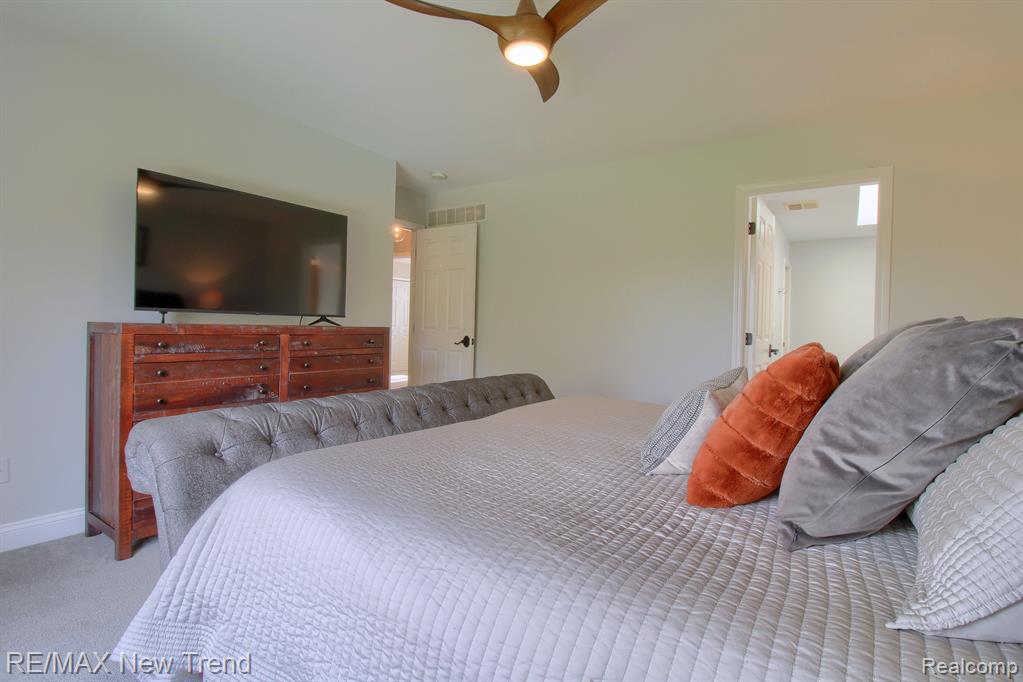 9457 DALEVIEW Drive, South Lyon, MI 48178 — Photo 20