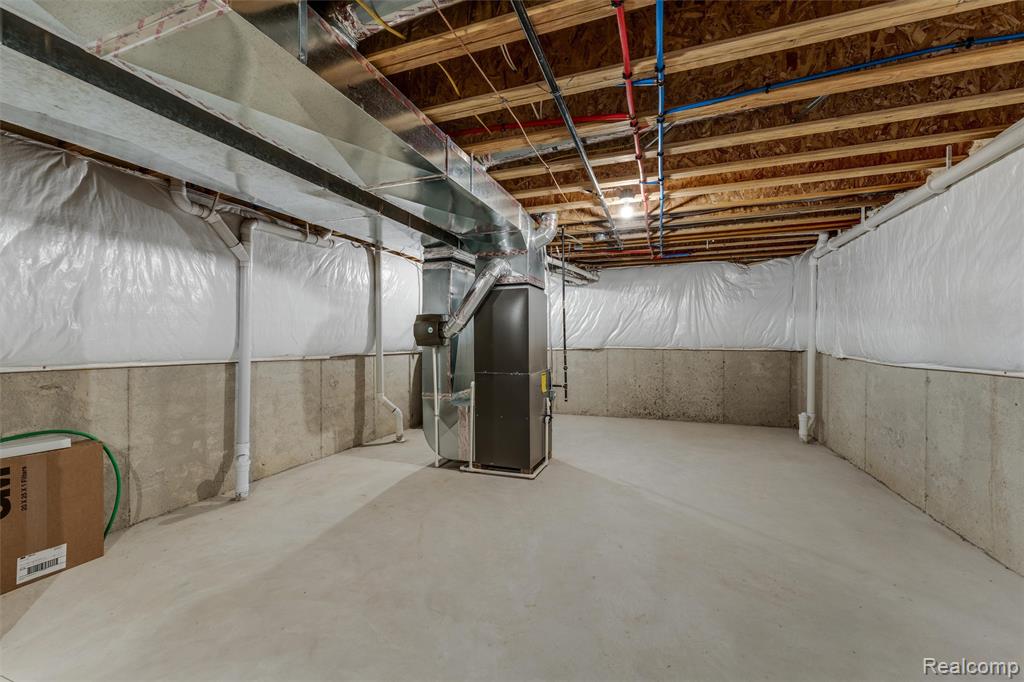 908 S Livernois Road, Rochester Hills, MI 48307 — Photo 38