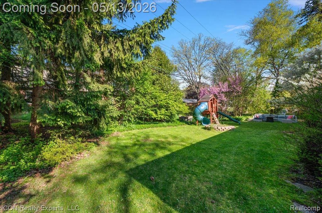 2720 Bridle Road, Bloomfield Hills, MI 48304 — Photo 33