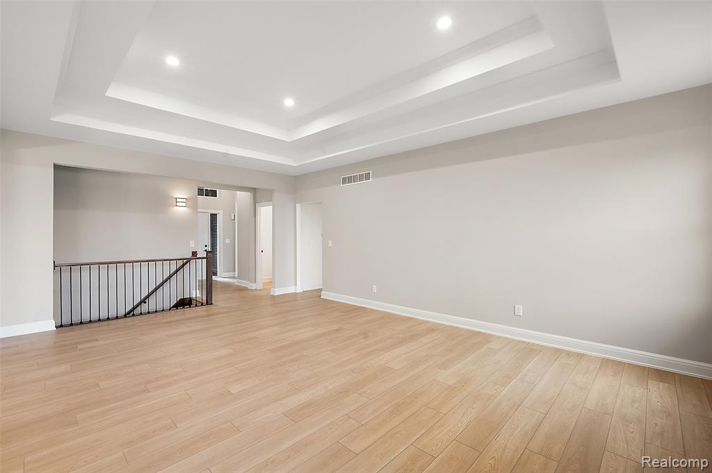 28324 Nadia Lane, New Baltimore, MI 48047 — Photo 18