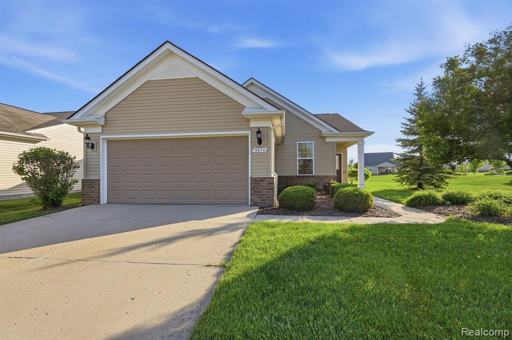 9370 Sand Hill Drive, Grand Blanc, MI 48439 — Photo 2