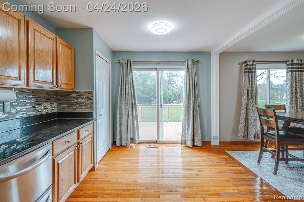 43470 Algonquin Drive, Novi, MI — Photo 14