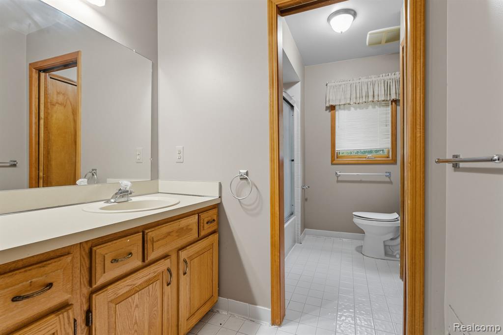 41825 Alden Drive, Clinton Twp, MI 48038 — Photo 25