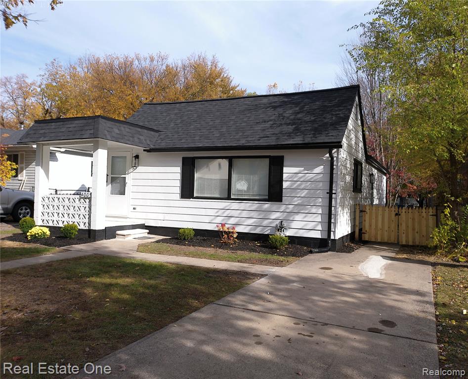 4005 Weddell Street, Dearborn Heights, MI 48125 — Photo 2