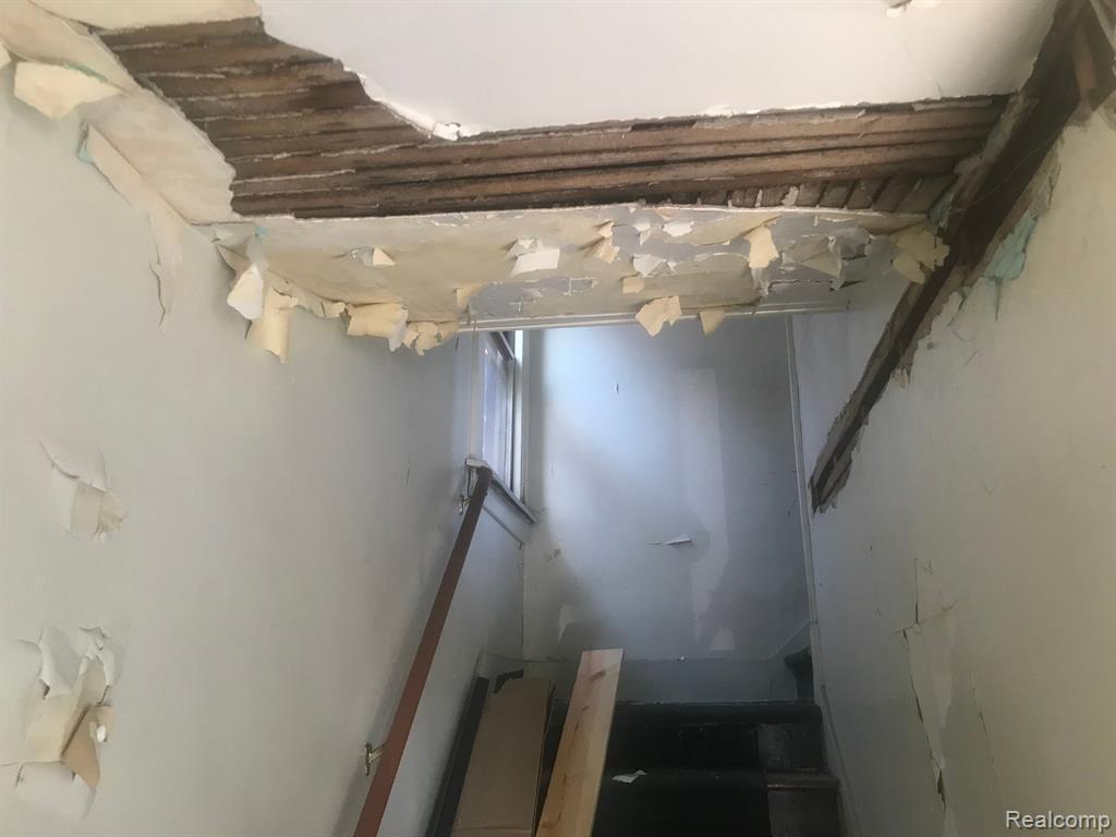 5200 MAPLEWOOD Street, Detroit, MI 48204 — Photo 3