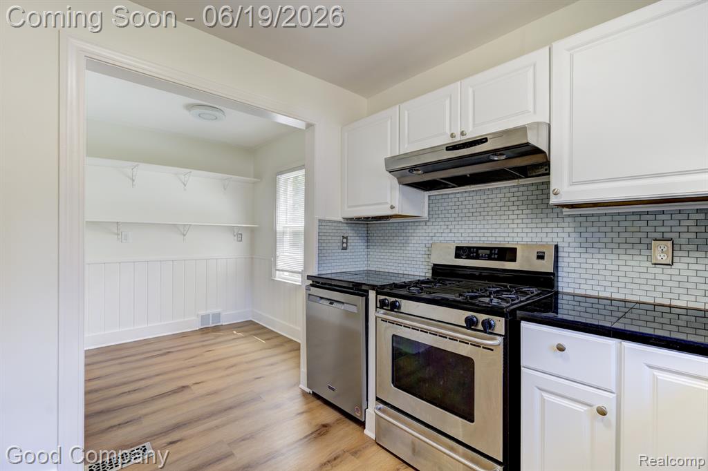 831 W Breckenridge Street, Ferndale, MI 48220 — Photo 22