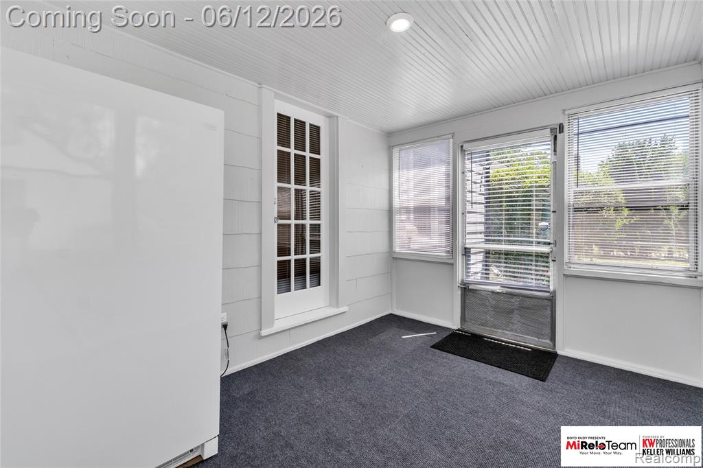 19525 Dalby, Redford, MI 48240 — Photo 25
